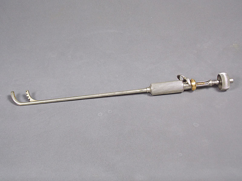 Sondes urétrales en métal pour hommes - Conservatoire du Patrimoine  Hospitalier Régional